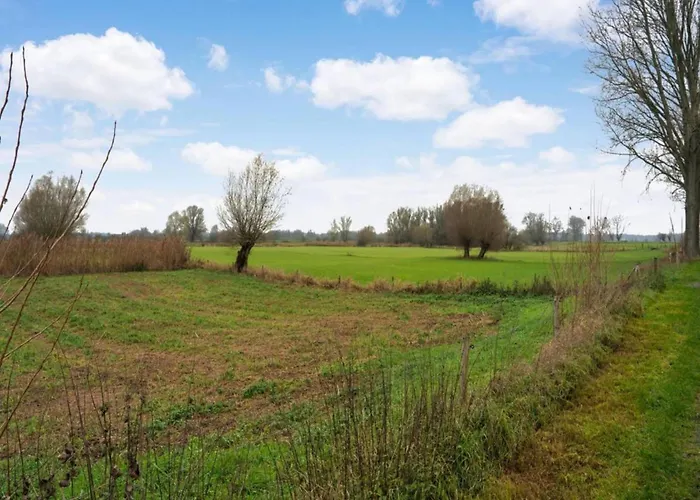 Hoevendeel Апартаменты *